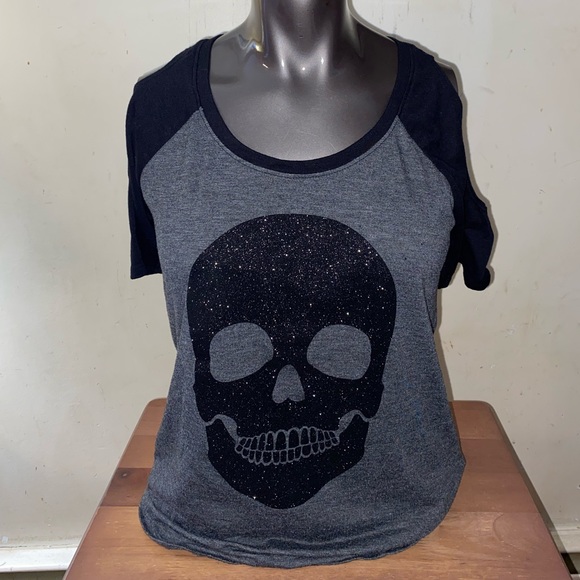 *SOLD* Glitter Skull Cold Shoulder Top Small - Picture 11 of 11